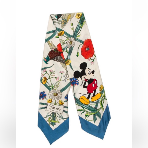 NIB NWT Gucci x Disney Mickey Mouse silk scarf. limited-edition Cruise 2020 - Picture 2 of 7